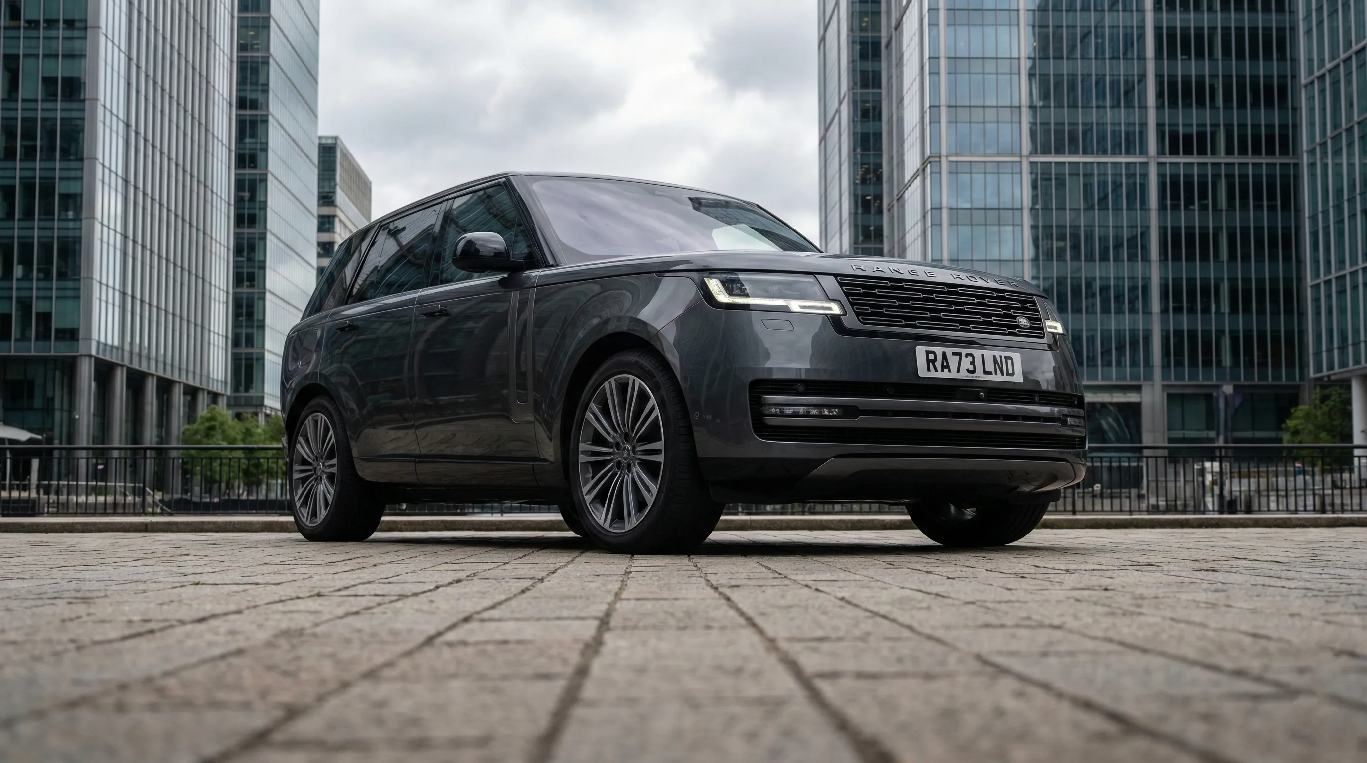 Range Rover Business — Aberdeen